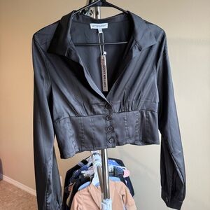 Cotton Candy Women’s Large Black Cropped Long Sleeve Blouse